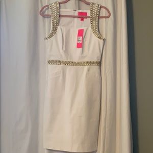 NWT Dana Stretch Shift in Resort White